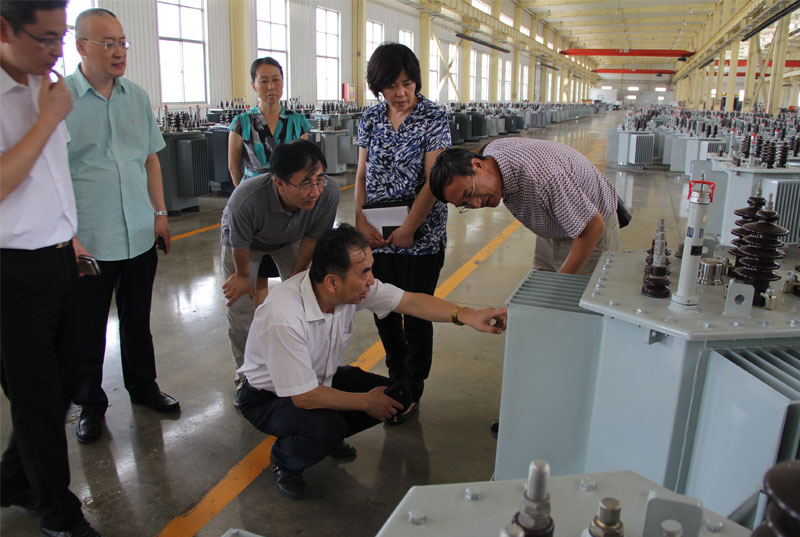 烟台经信委领导一行到我LEDONG.COM_乐动ledong（中国）交流考察